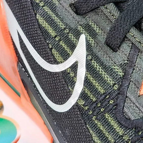 Nike Lebron Witness 6 Men's Shoes Black Sequoia Silver Basketball CZ4052-001 - Picture 4 of 7